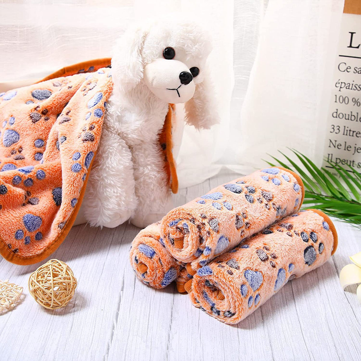 Soft Fleece Paw Print Pet Blanket
